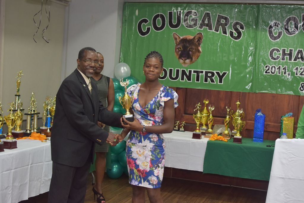 Bascombe, St Louis cop top Cougars' awards