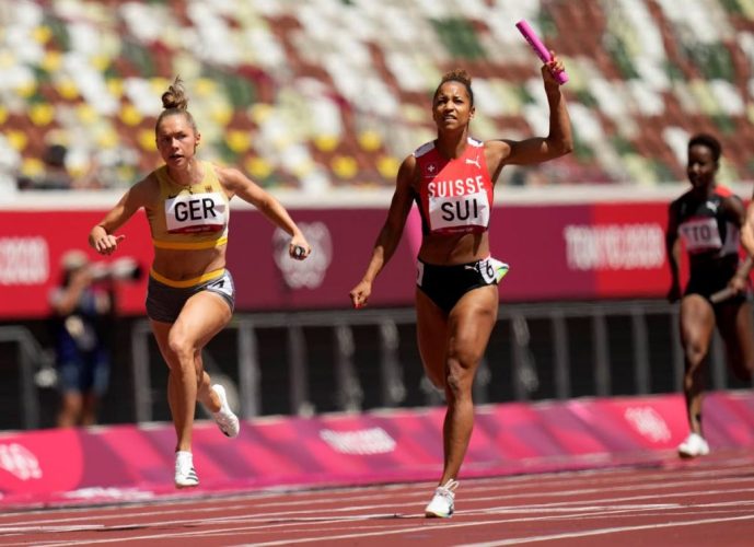 04_tt_4x100m_relay_women_falter_olympic_heats.jpg