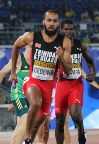 07_gold_4x400m_relay_team.jpg