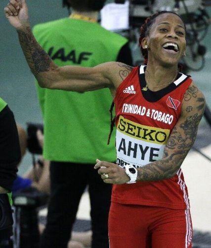 08_ahye_golden_in_arizona.jpg