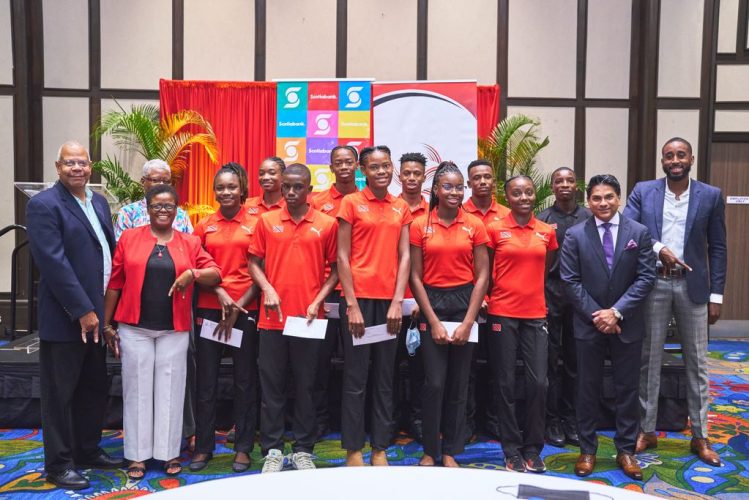 18_young_athletes_benefit_deon_lendore_foundation.jpg